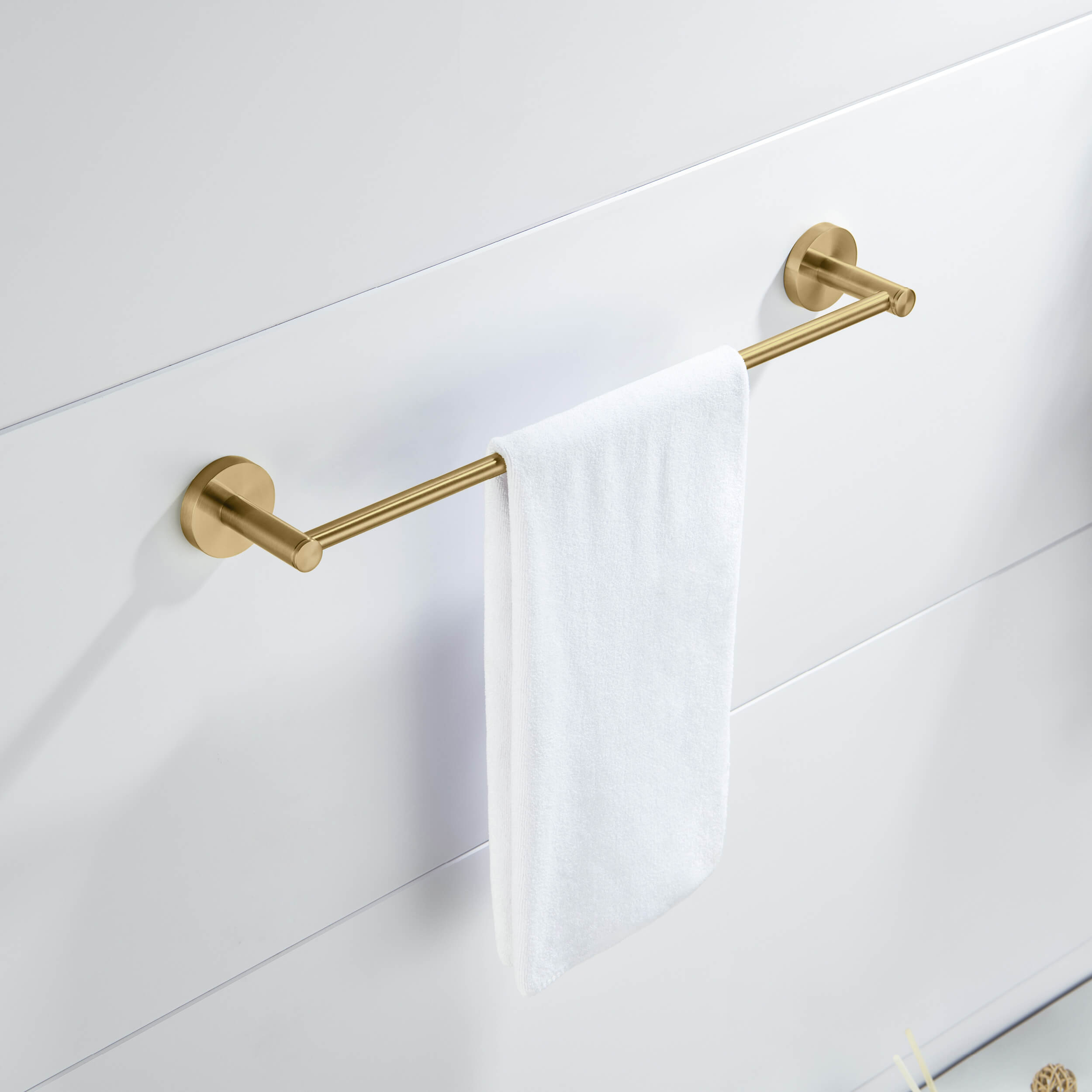 Halo Bathroom 18" Towel Bar - CBA-1407