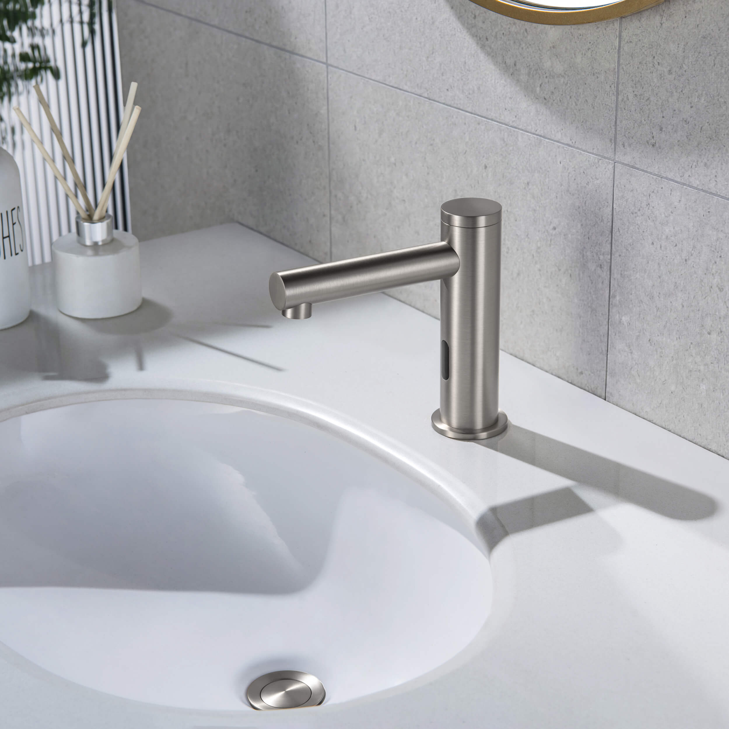 Halo Touchless Bathroom Faucet with Pop-Up Drain — Plug-In or Battery Powered - CBF-1029
