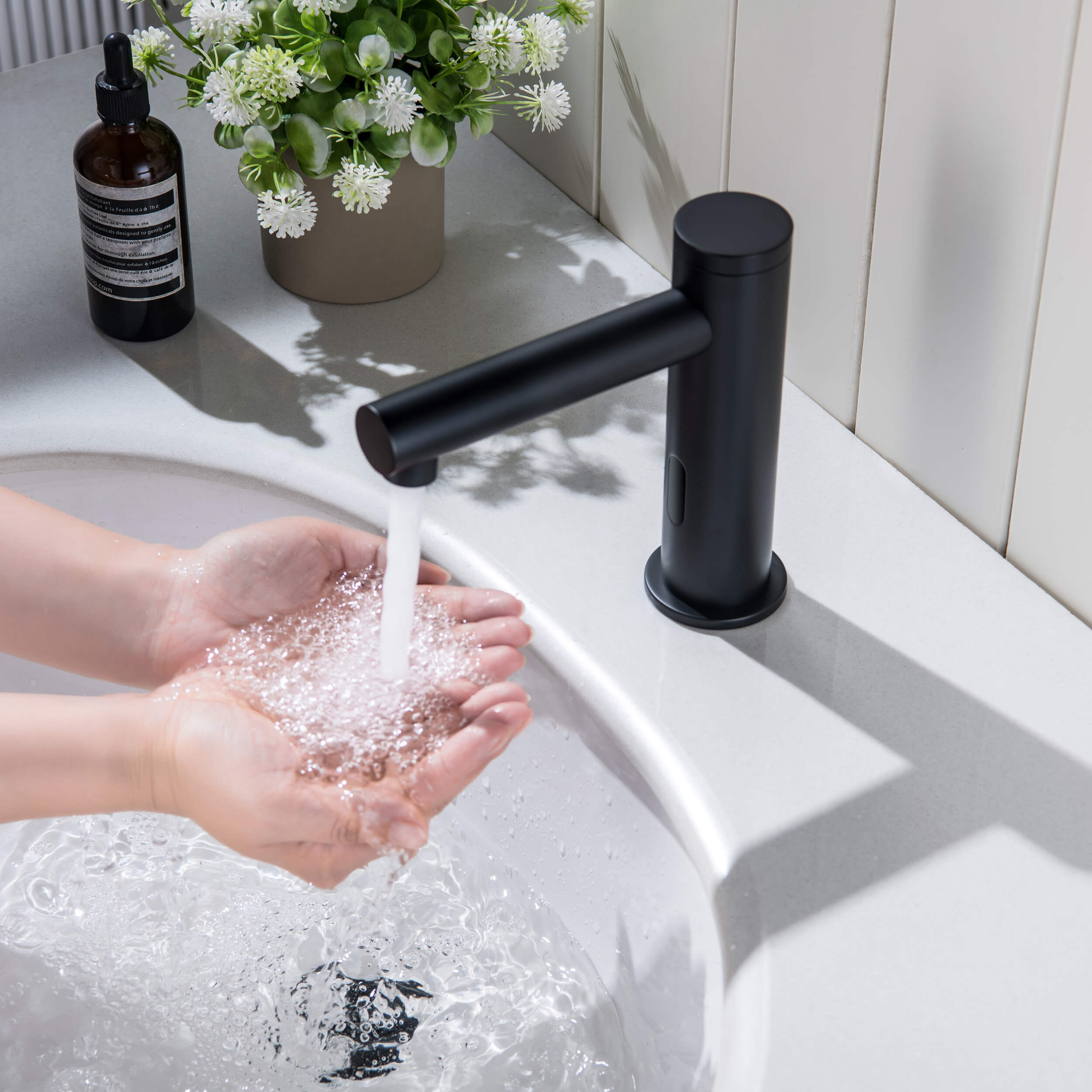 Halo Touchless Bathroom Faucet with Pop-Up Drain — Plug-In or Battery Powered - CBF-1029