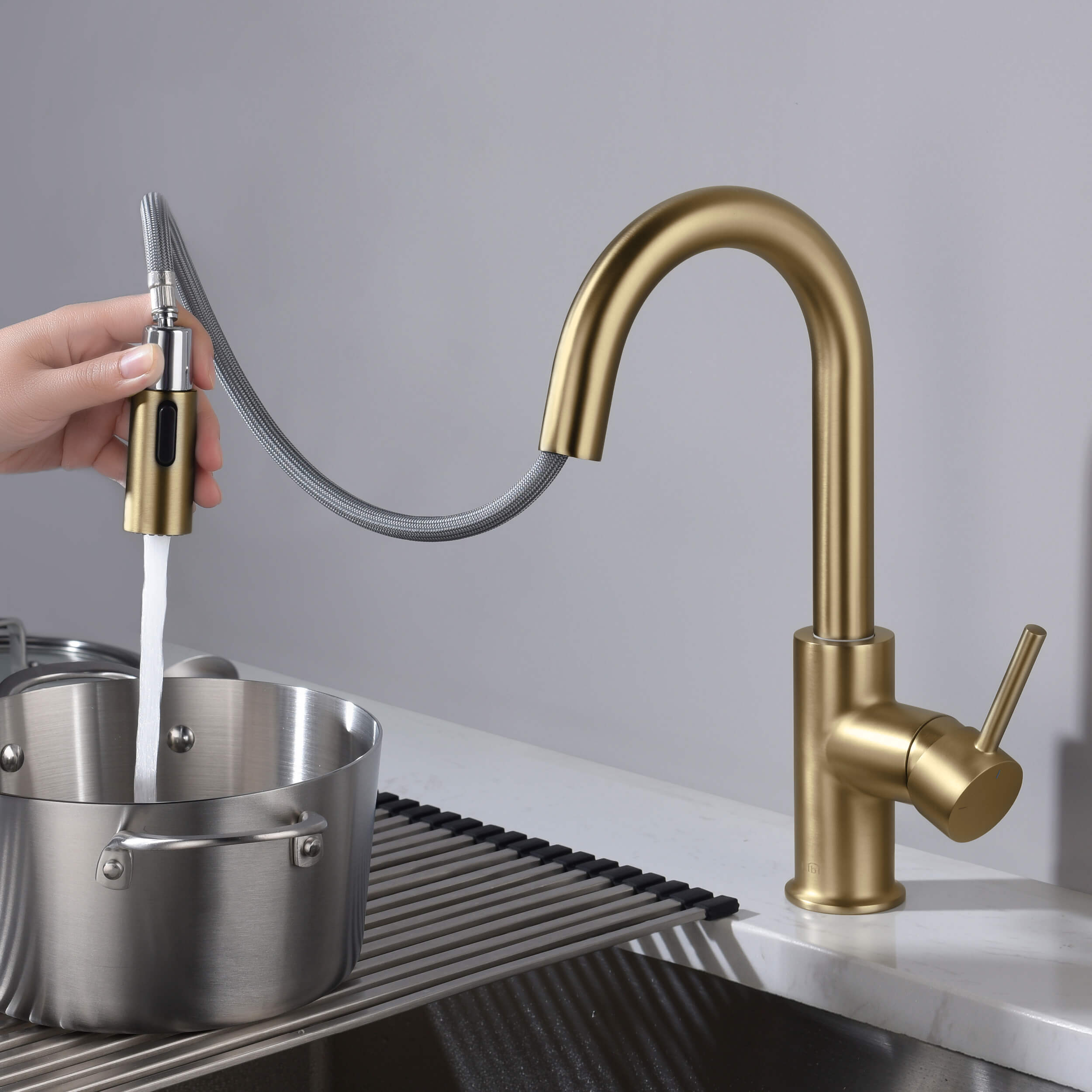Halo Single Handle Pull Down Kitchen & Bar Sink Faucet - CKF-2011