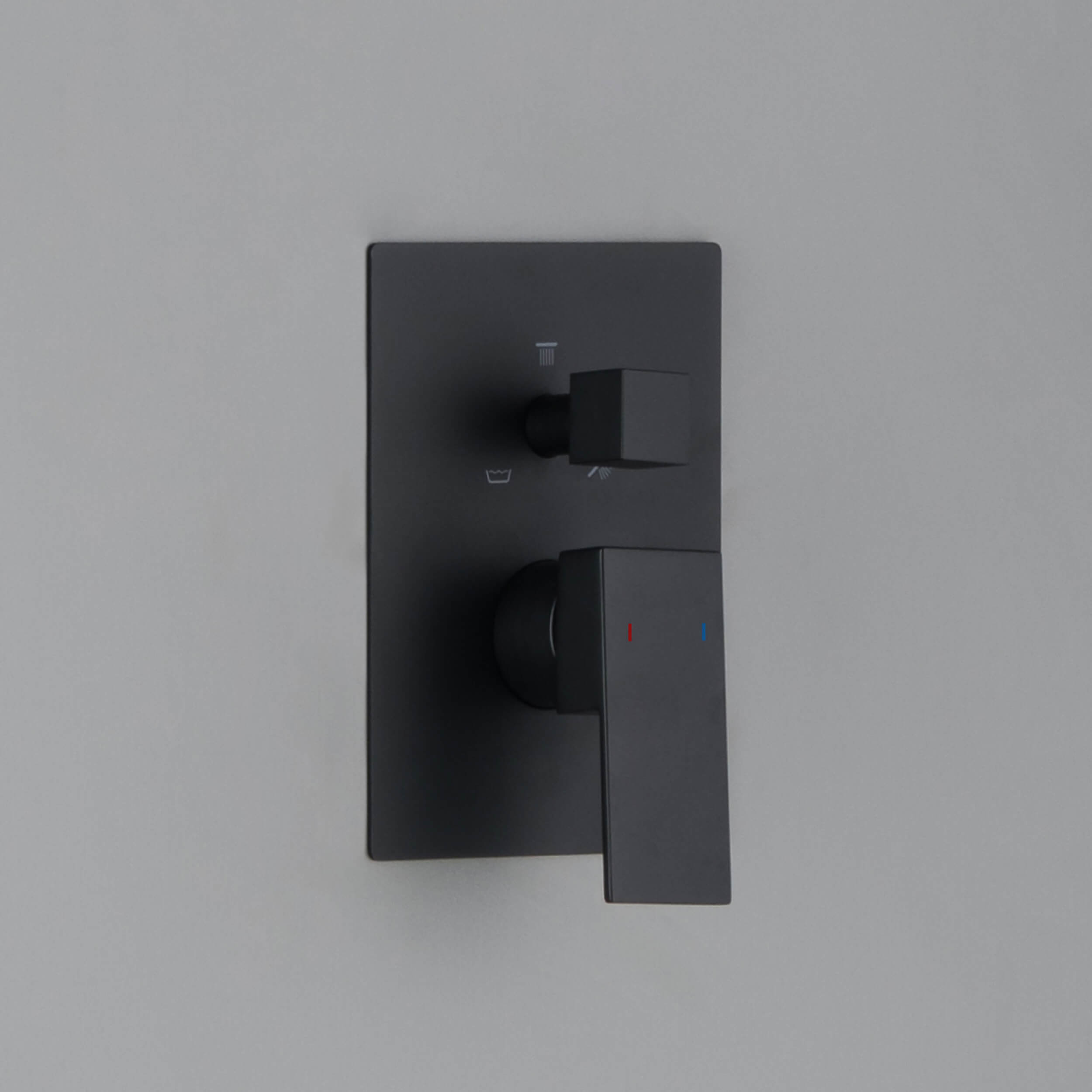 Quadro 3 Function Rough-in Valve Trim Plate - SVT2-3