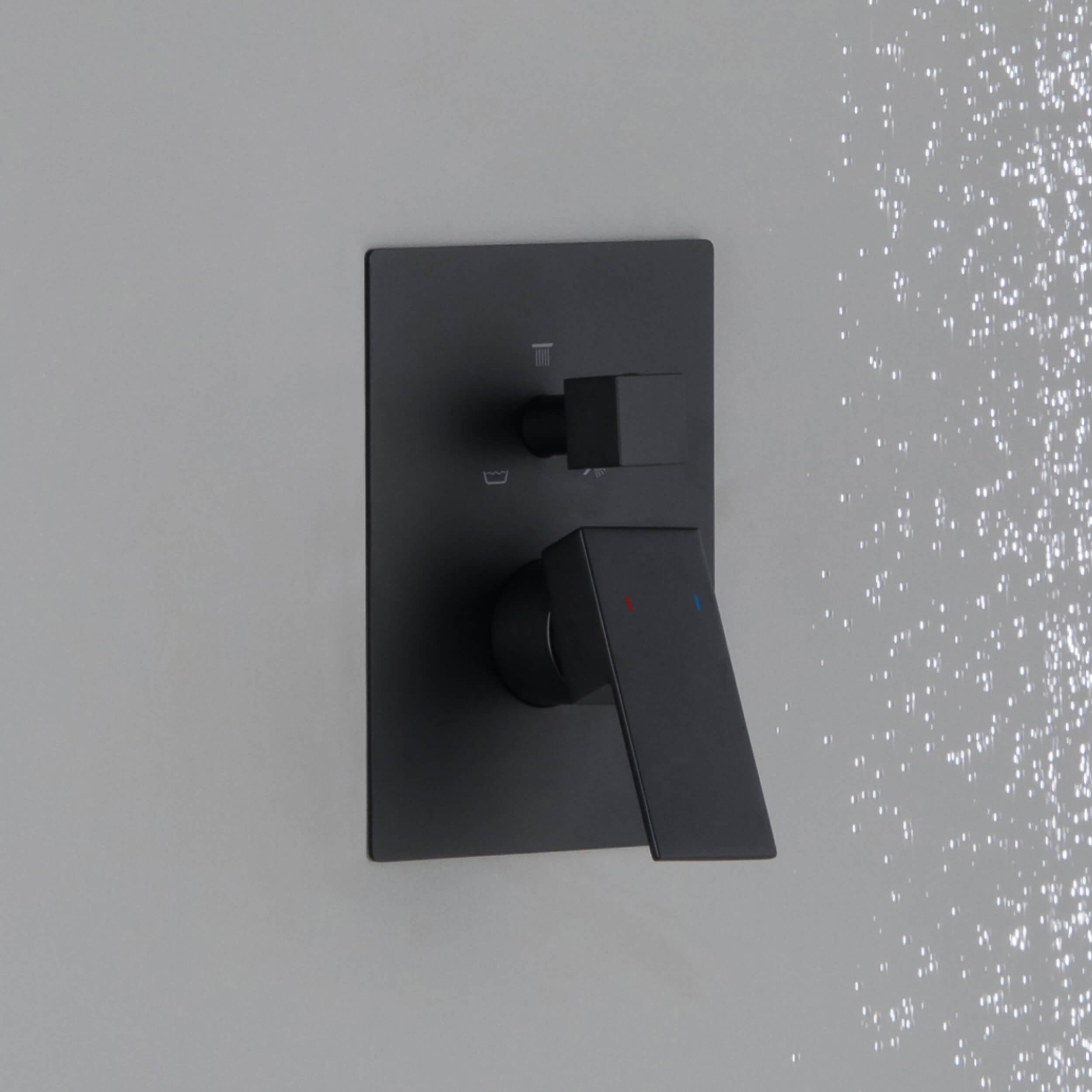 Quadro 3 Function Rough-in Valve Trim Plate - SVT2-3