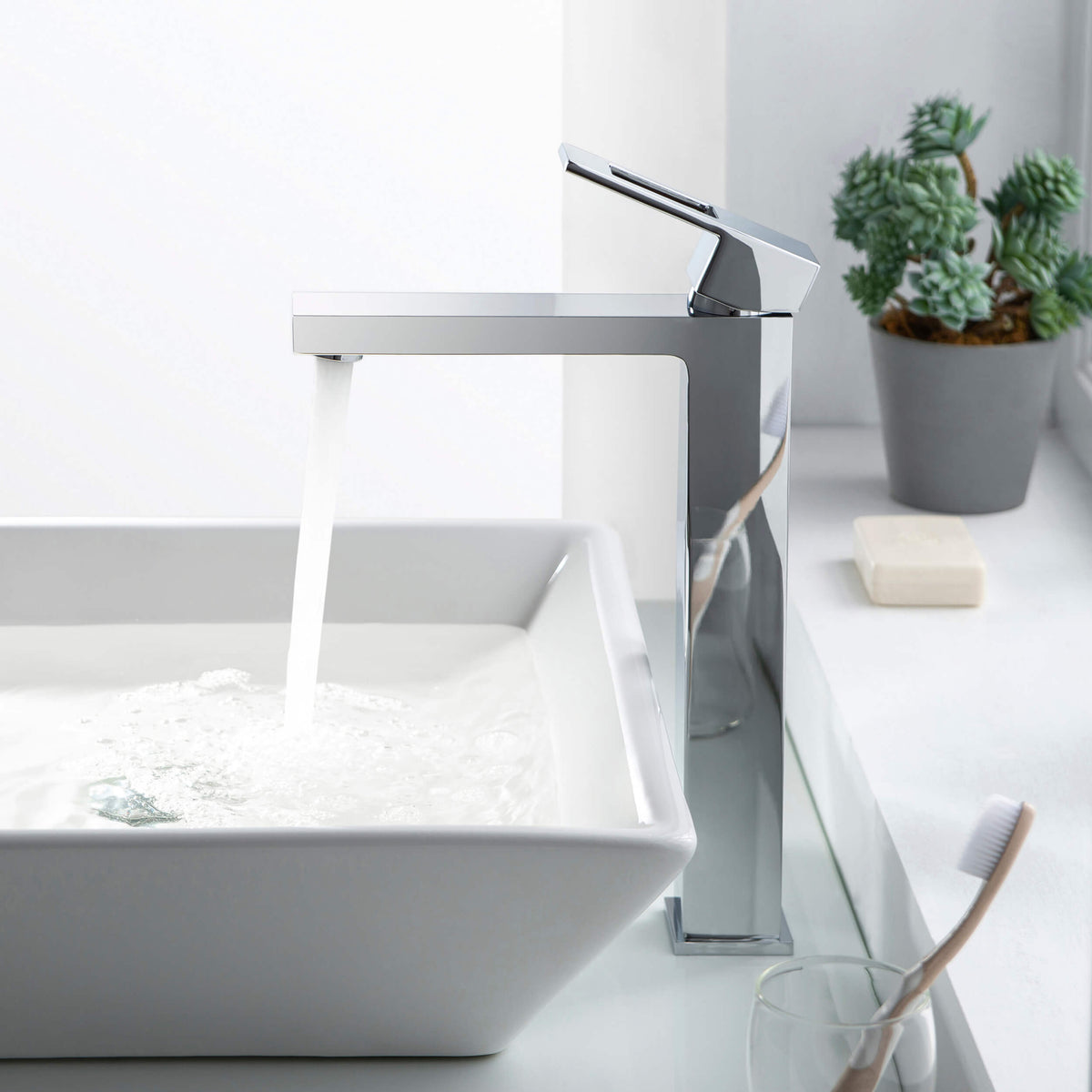 Quadra Brass Single Handle Bathroom Vessel Sink Faucet - CBF-1003