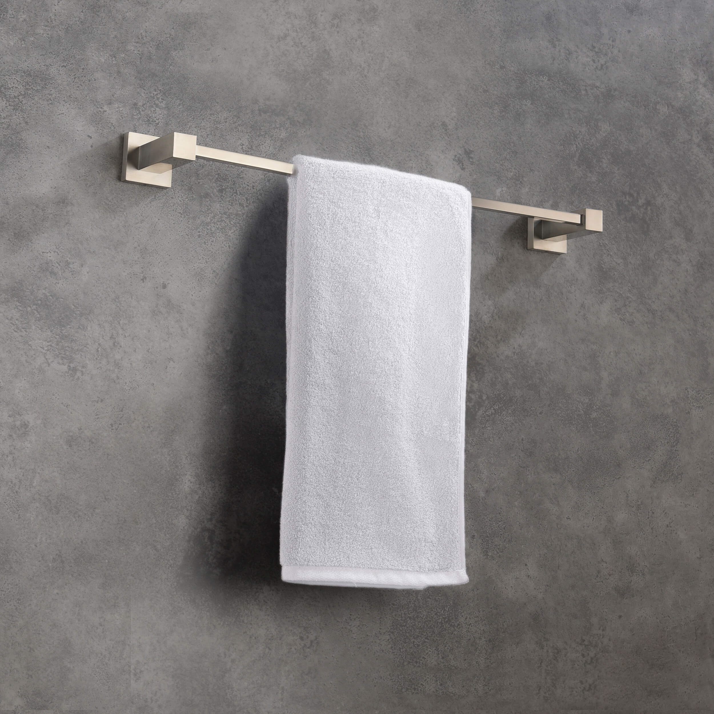 Quadra Bathroom 18" Towel Bar - CBA-1507