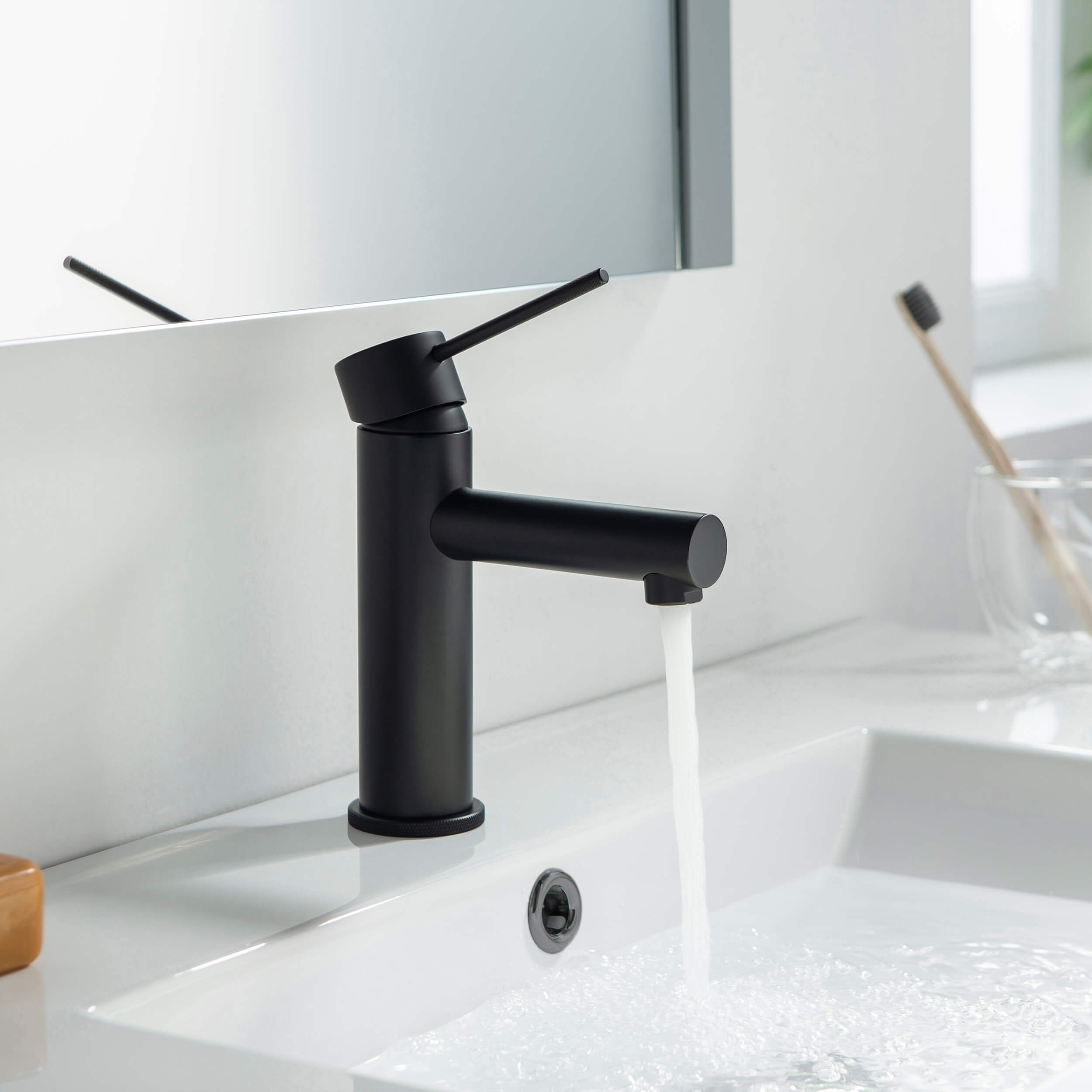 Verona Single Handle Bathroom Vanity Sink Faucet with Pop Up Drain - CBF-1010