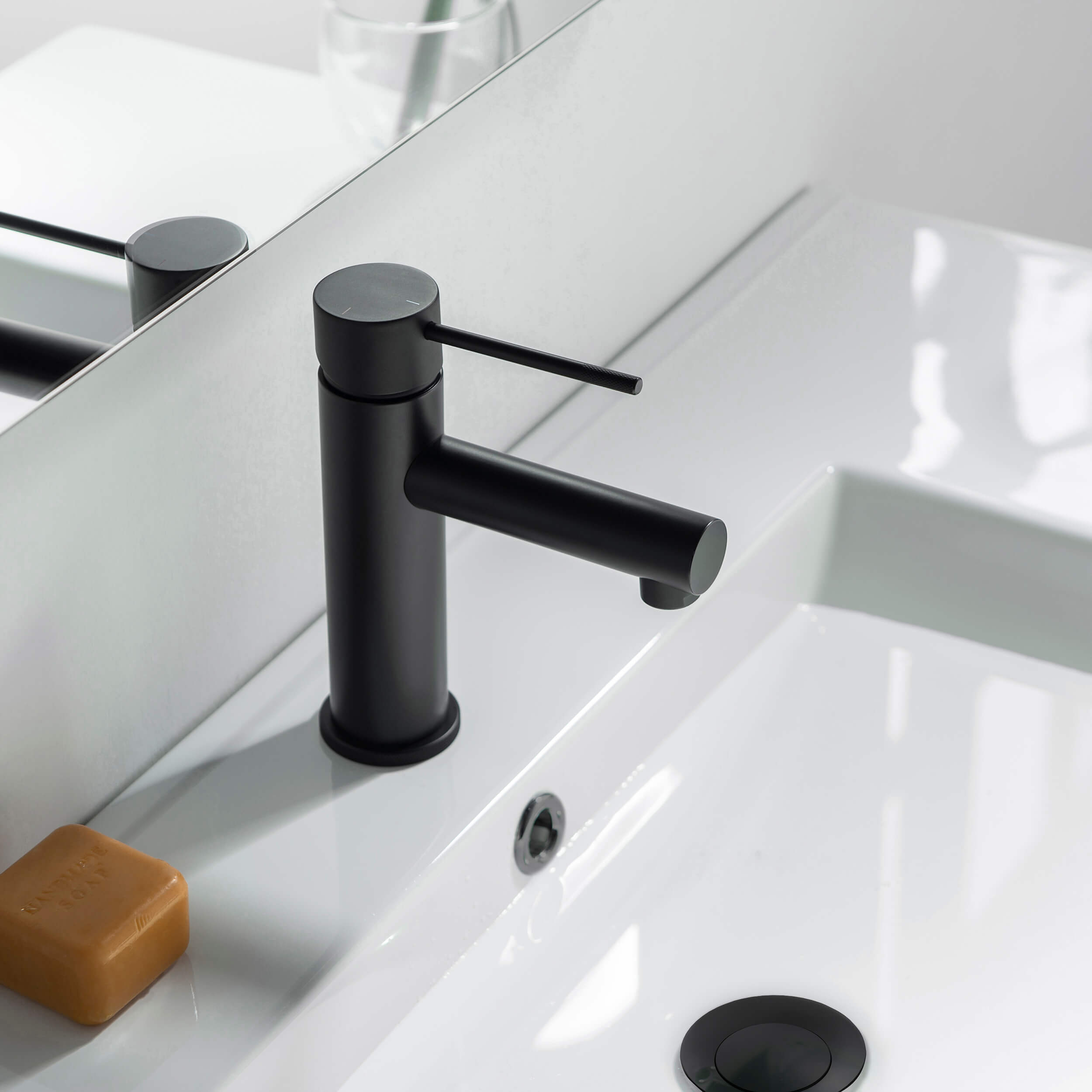 Verona Single Handle Bathroom Vanity Sink Faucet with Pop Up Drain - CBF-1010