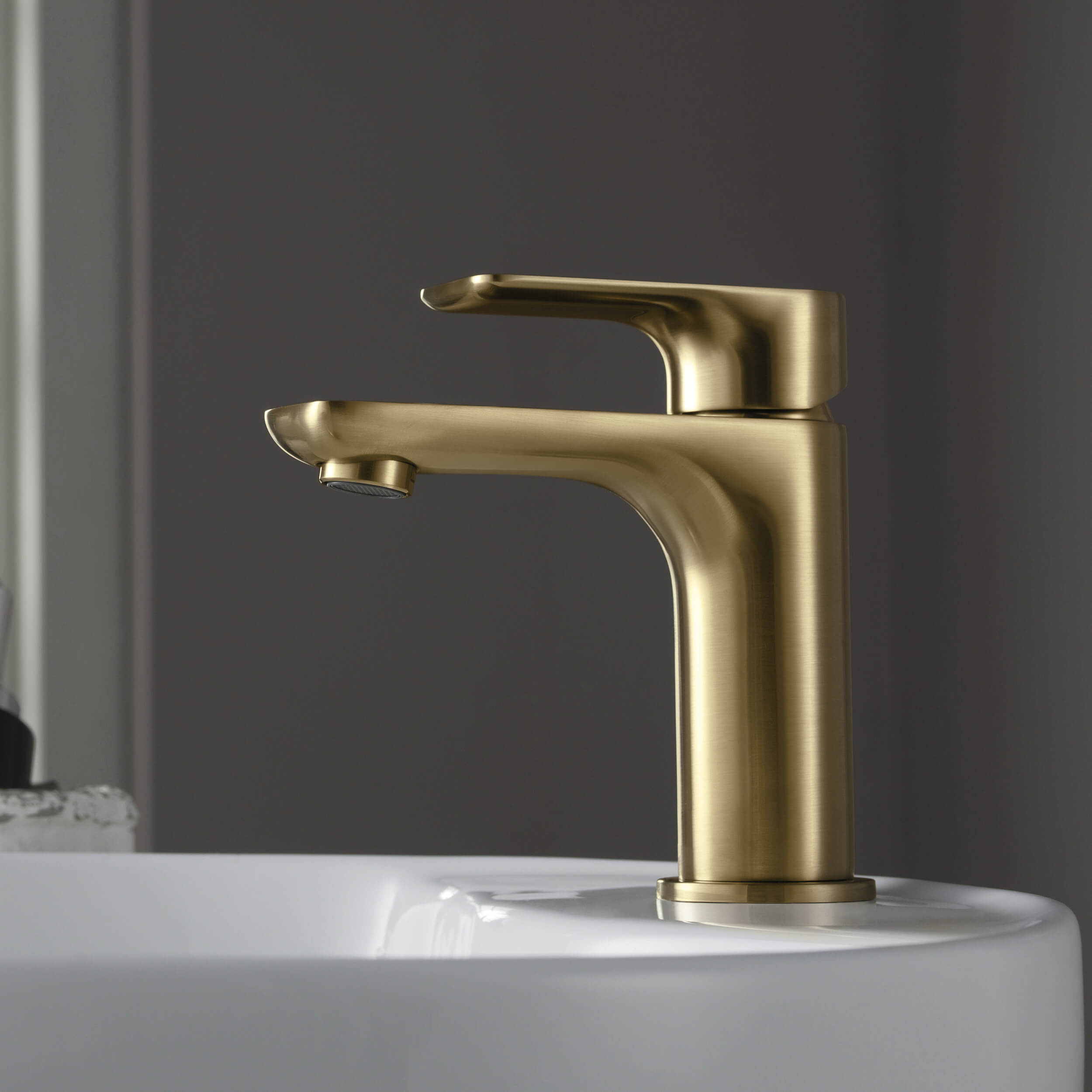 Austin Single Handle Bathroom Vanity Sink Faucet with Pop Up Drain - CBF-1019