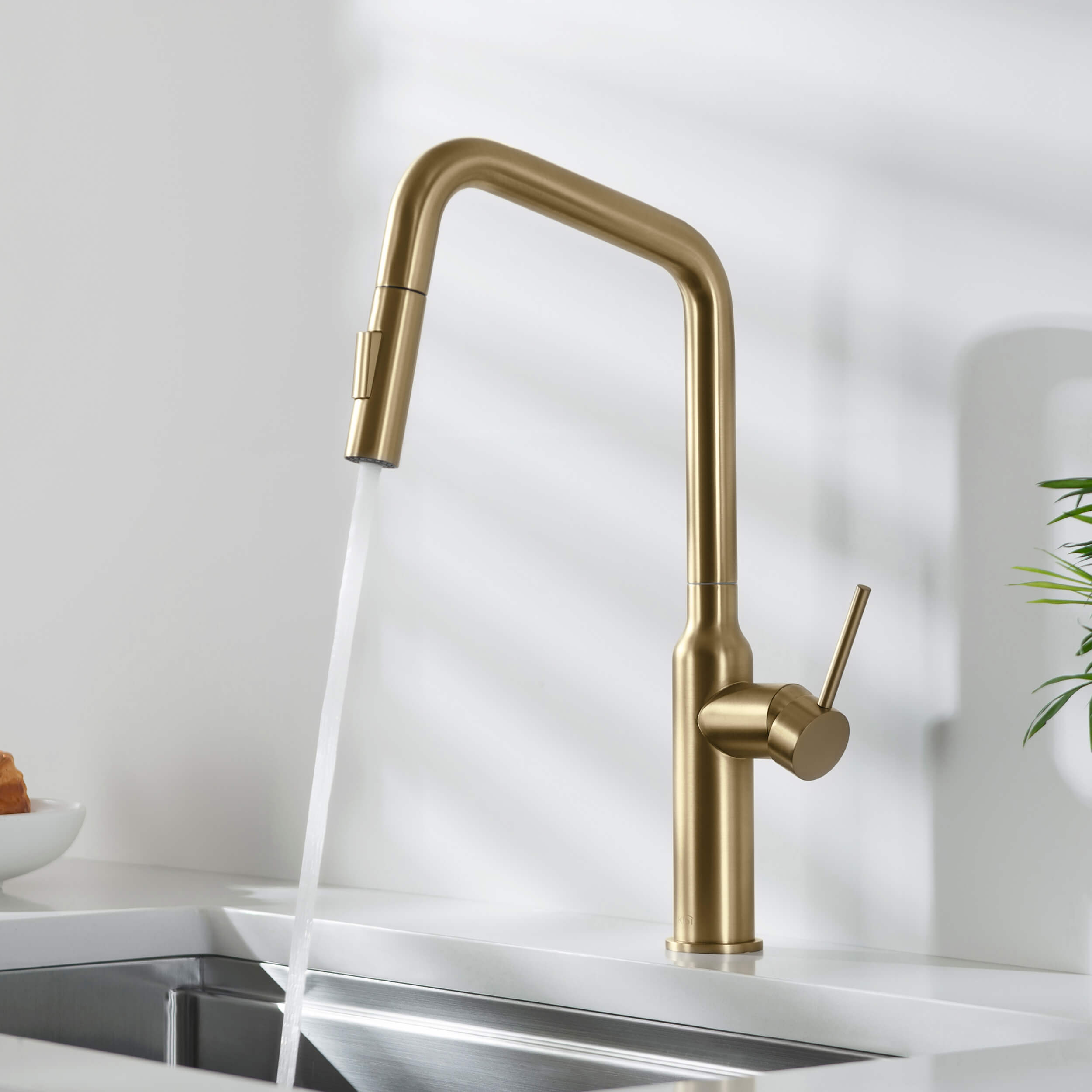 Tampa Single Handle Pull Down Kitchen Sink Faucet - CKF-2007