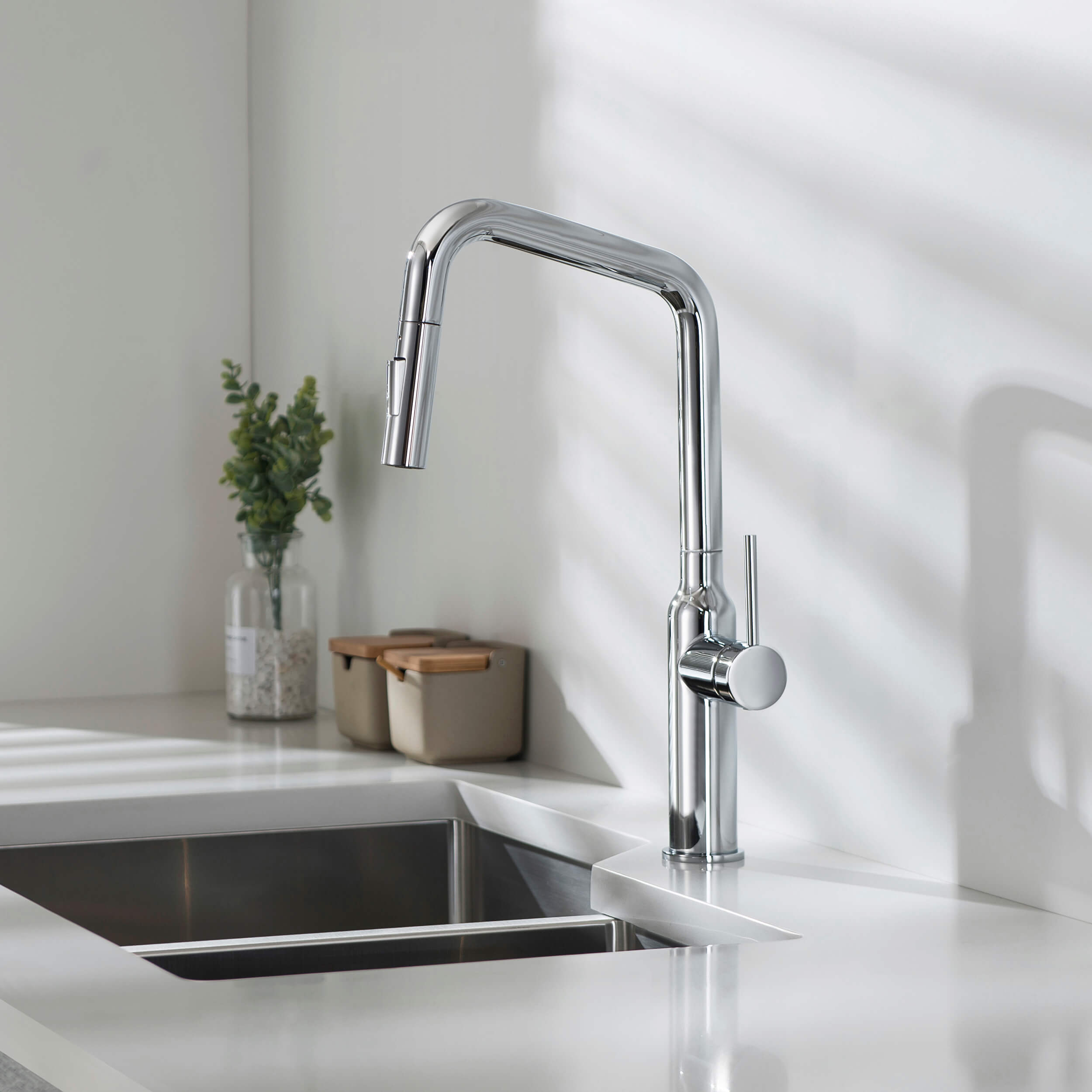 Tampa Single Handle Pull Down Kitchen Sink Faucet - CKF-2007