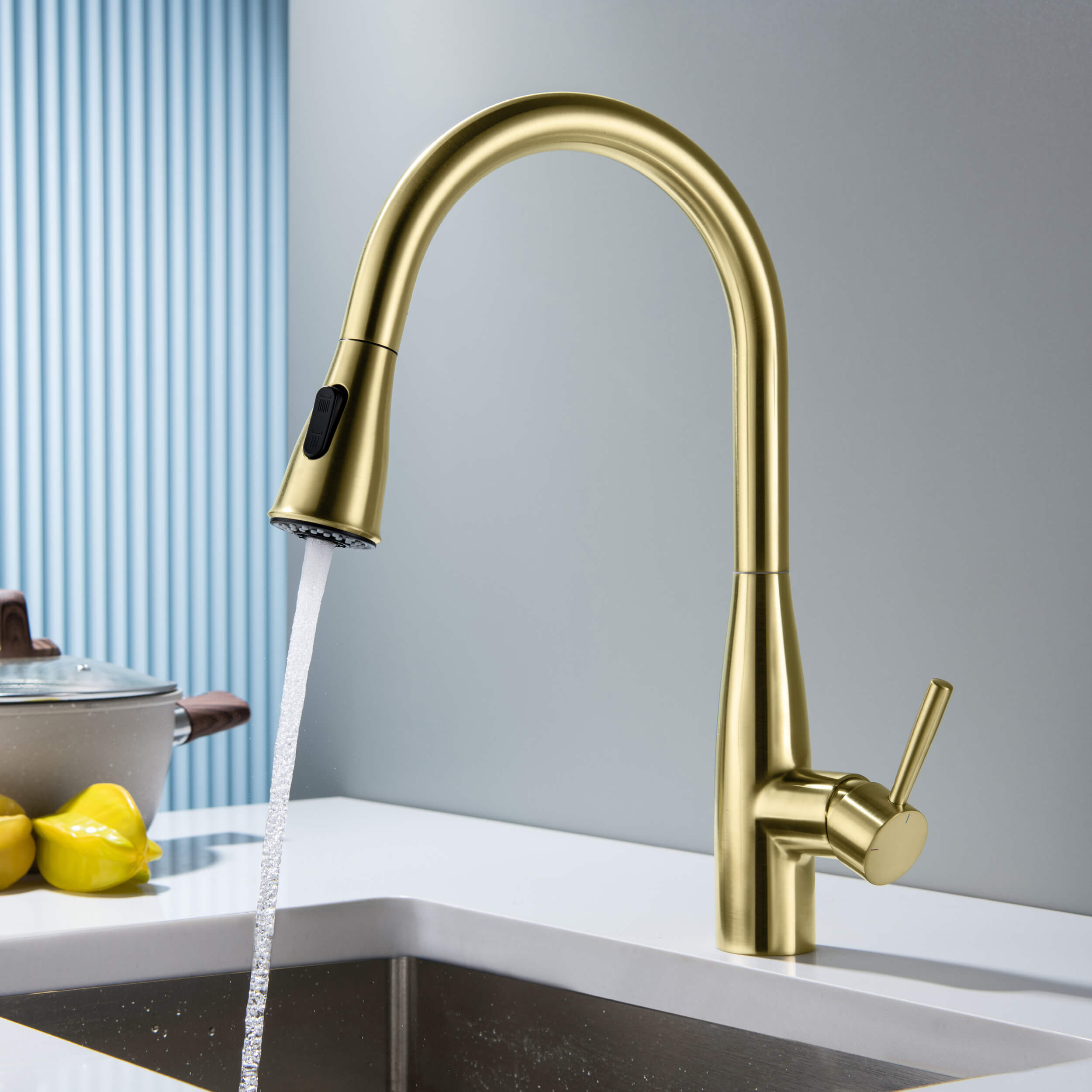 Plano-T Single Handle Pull Down Kitchen Sink Faucet - CKF-2016