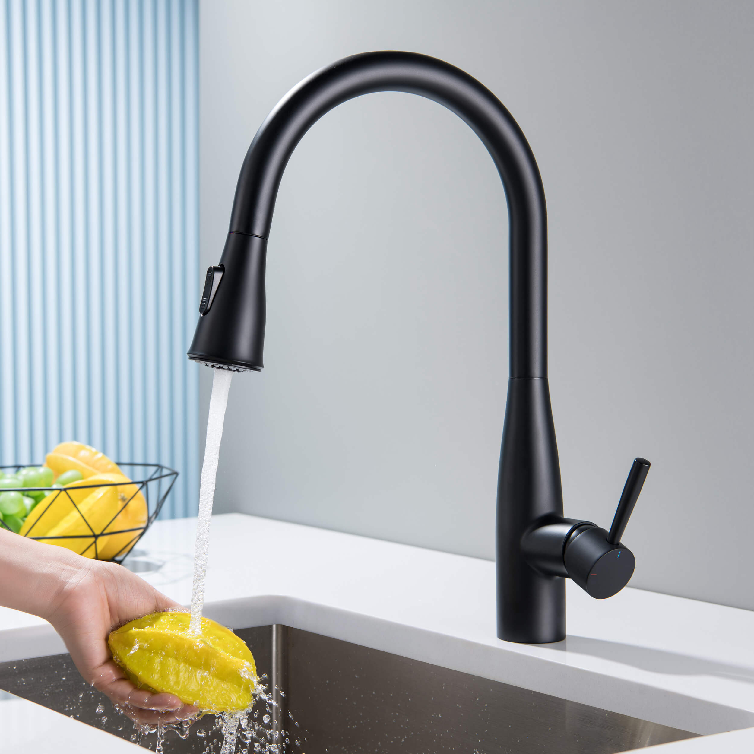 Plano-T Single Handle Pull Down Kitchen Sink Faucet - CKF-2016