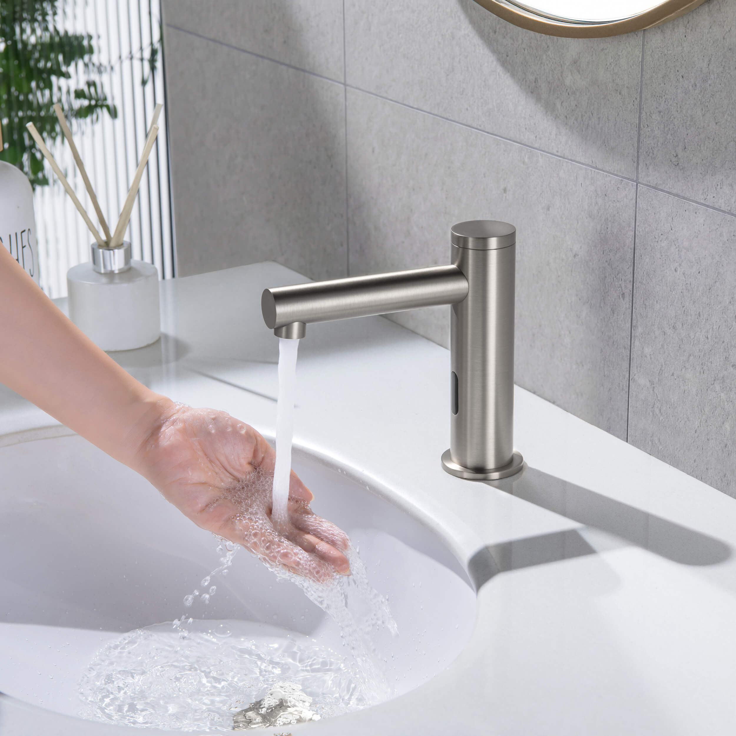 Halo Touchless Bathroom Faucet with Pop-Up Drain — Plug-In or Battery Powered - CBF-1029