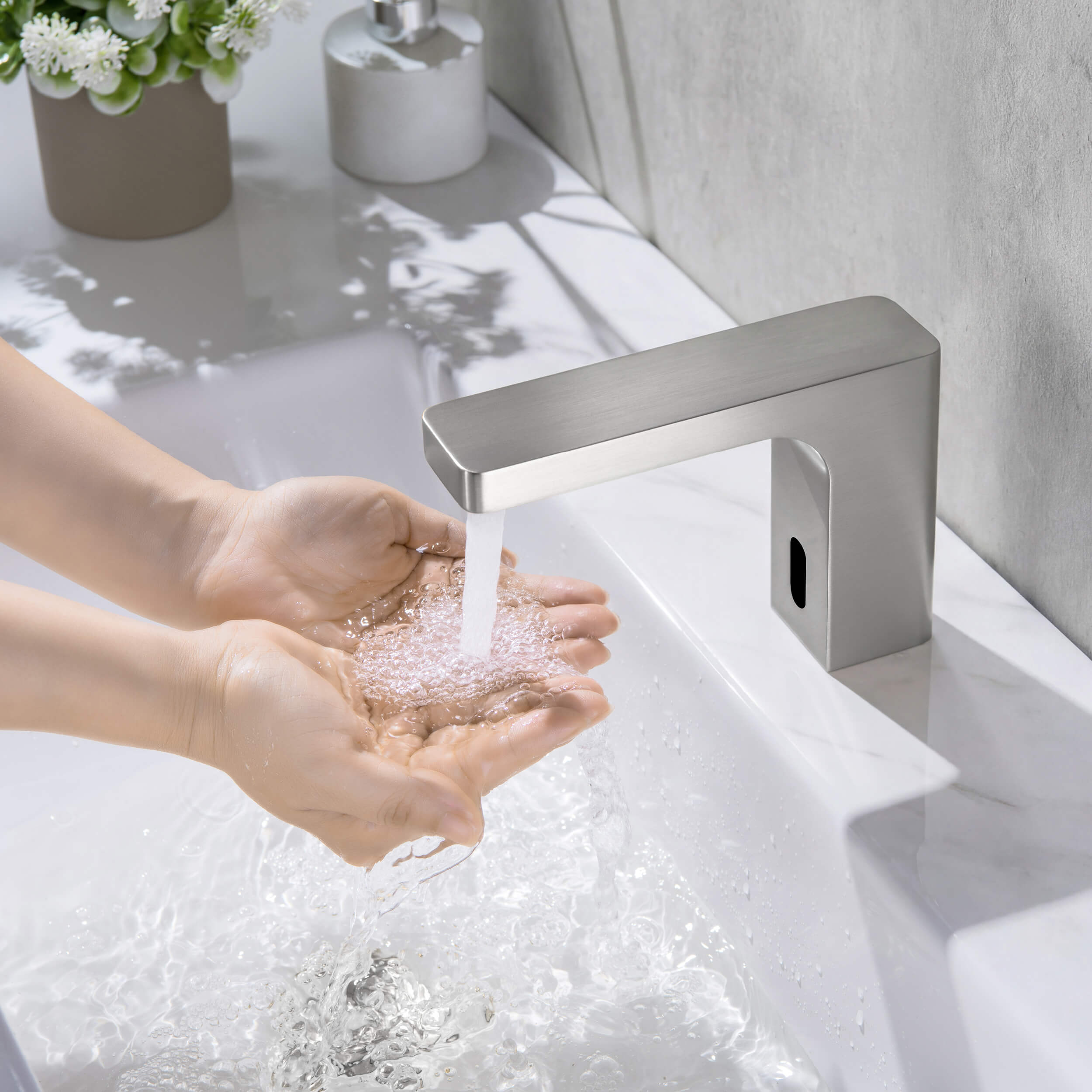 Fusion Touchless Bathroom Faucet with Pop-Up Drain — Plug-In or Battery Powered - CBF-1030